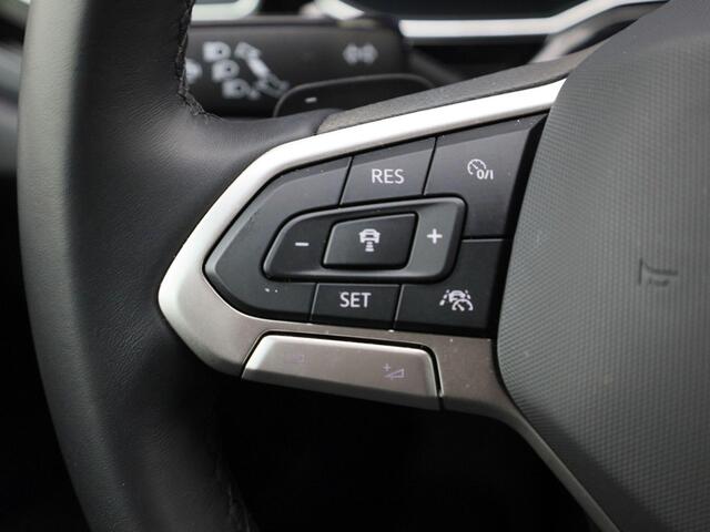 Volkswagen Taigo 1.0TSI/116PK R-Line DSG · Apple/Android · Camera + Parkeersensoren · Matrix-LED · Garantie tot mei 2026