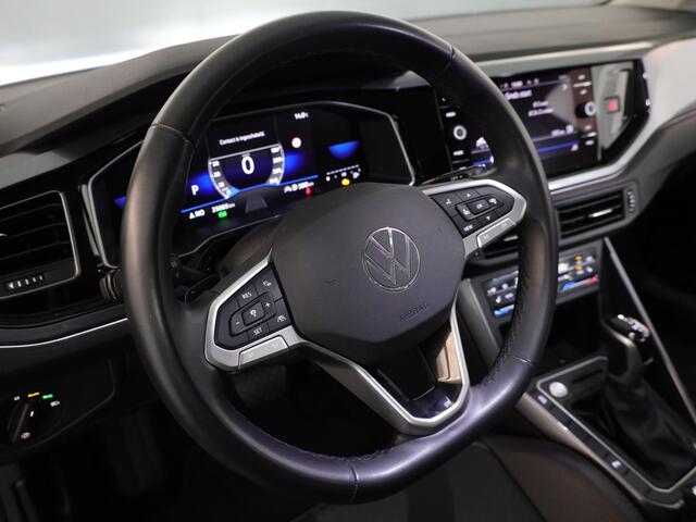 Volkswagen Taigo 1.0 TSI Style 110 pk Automaat (DSG) | Verlengde garantie | Navigatie | Parkeersensoren | Achteruitrijcamera | Adaptieve cruise control | Stoelverwarming |