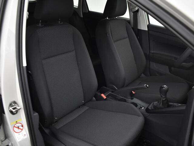 Volkswagen Taigo Edition 1.0 TSI 95 pk 5 versn. Hand · Zijruiten achter en achterruit getint · Multifunctioneel stuurwiel ·