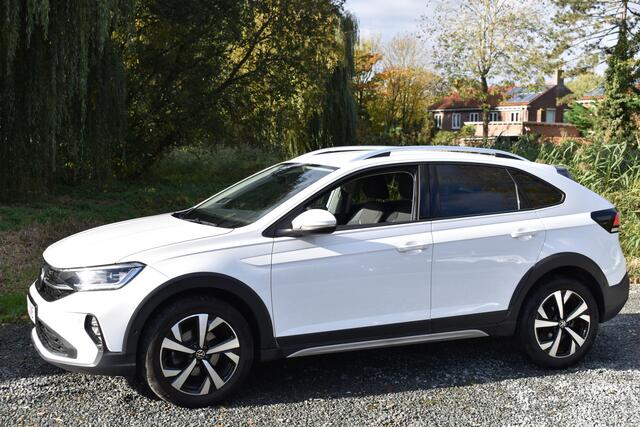 Volkswagen Taigo TSI 110PK DSG STYLE SPORT LEDER/LED/CAMERA