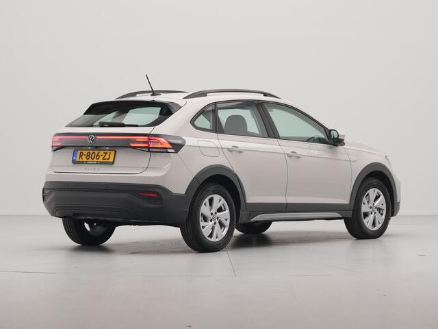 Volkswagen Taigo 1.0 TSI Life Keyless Navigatie Camera Digital Cockpit Stoelverwarming Acc 72