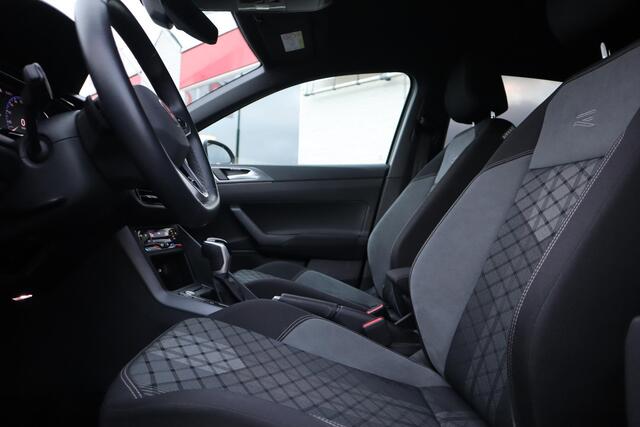 Volkswagen Taigo 1.0 TSI R-LINE CAMERA|ADAPTIVE CRUISE|APPLE CARPLAY