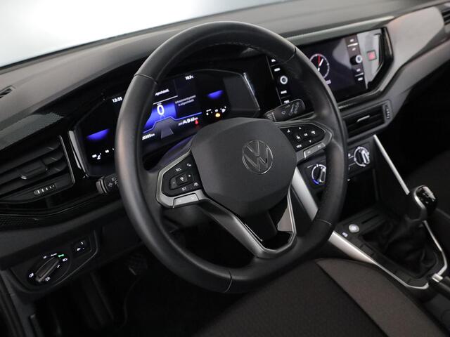 Volkswagen Taigo 1.0 TSI Life 95 pk | Verlengde garantie | Navigatie | Parkeersensoren achter | Achteruitrijcamera | Adaptieve cruise control | Keyless |