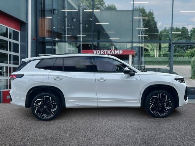 Volkswagen Tayron 1.5 TSI R-LINE E-HYBRID 275PK LEDER/PANO-DAK/TREKHAAK/360-CAMERA