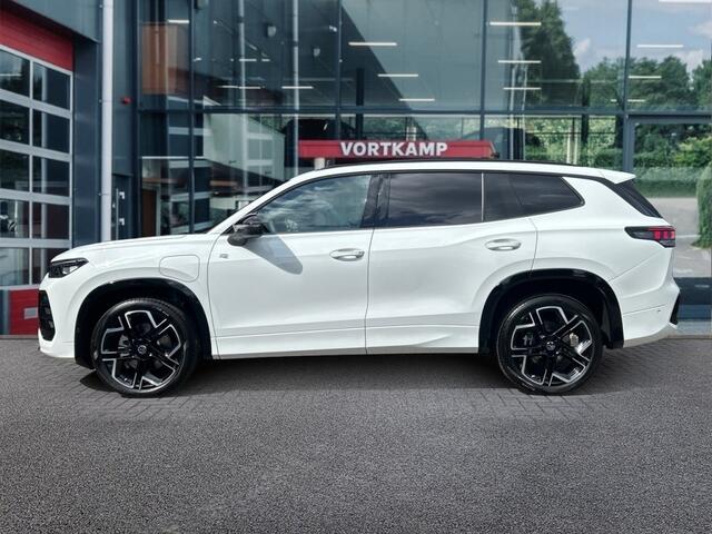 Volkswagen Tayron 1.5 TSI R-LINE E-HYBRID 275PK LEDER/PANO-DAK/TREKHAAK/360-CAMERA