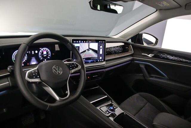 Volkswagen Tayron Life Edition 1.5 TSI eHybrid 204pk DSG Automaat Adaptive cruise control, Achteruitrijcamera, Elektrische achterklep, LED koplampen, Parkeersensoren, App connect, Stoelverwarming