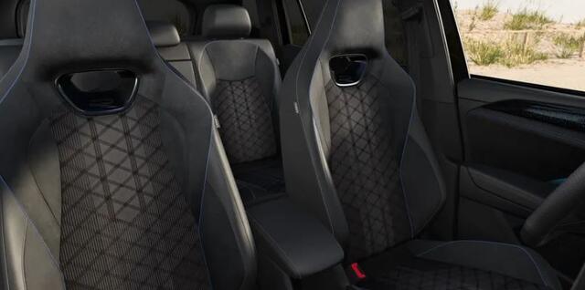 Volkswagen Tayron 1.5 eTSI R-Line Edition 7p. !!!Profiteer ook van 2.000 EURO inruilpremie!!!