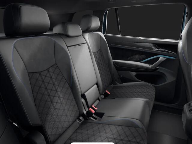 Volkswagen Tayron R-Line-Edition 1.5 eHybrid 272 pk 6 versn. DSG · Assistance Pakket 'IQ.DRIVE' · Design Pakket 'Black Style' · Koplampverlichting HD-matrix · Trekhaak inklapbaar & trailer assist ·