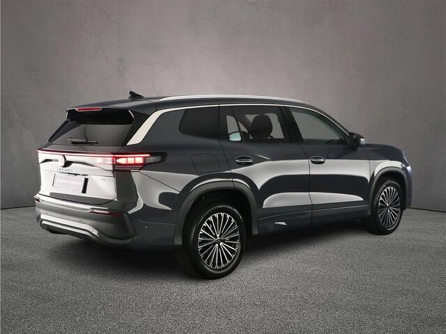 Volkswagen Tayron Life Edition 1.5 eHybrid 204pk DSG Automaat Trekhaak, Adaptive cruise control, Elektrische achterklep, Achteruitrijcamera , Stuurwiel verwarmd, Parkeersensoren