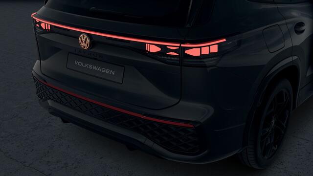 Volkswagen Tayron 1.5 eHybrid 272 6DSG R-Line Edition Automaat | Black Style Pakket