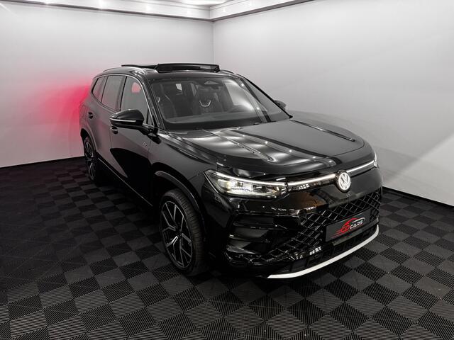 Volkswagen Tayron 1.5 eHybrid R-Line Edition Pano, Half leder, Camera, Navi, Elektrische achterklep, Sfeerverlichting, Cruise control adaptief, 2 jaar garantie