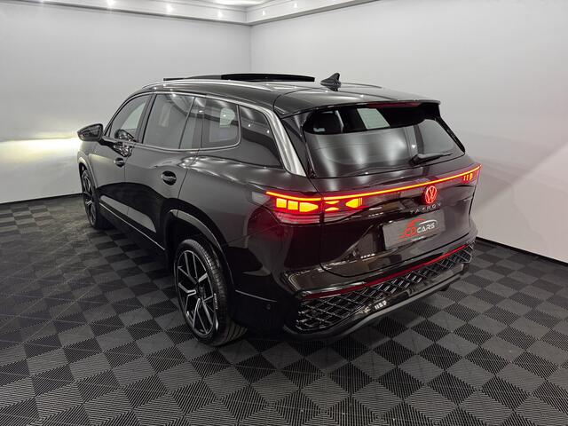 Volkswagen Tayron 1.5 eHybrid R-Line Edition Pano, Half leder, Camera, Navi, Elektrische achterklep, Sfeerverlichting, Cruise control adaptief, 2 jaar garantie