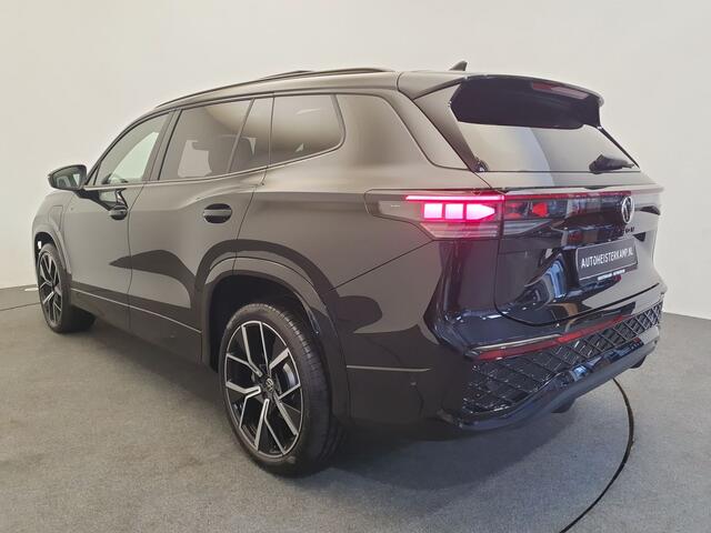 Volkswagen Tayron 1.5 eHybrid 272pk DSG/AUT R-Line Wegklapbare trekhaak, Panoramadak, Harman/Kardon