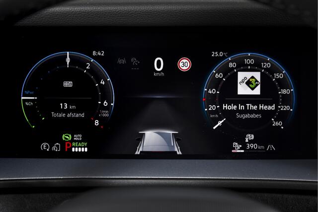 Volkswagen Tayron 1.5 eHybrid 272 PK R-Line Edition - Automaat | Black Style Pakket | S/K-Panodak | Elek. Trekhaak | Dig. Cockpit | Adapt. Cruise | Stoel-+Stuurverw. | PDC | 360 Camera | NAV+App. Connect | ECC | Elek. Klep | DAB | LM 20" | 0262