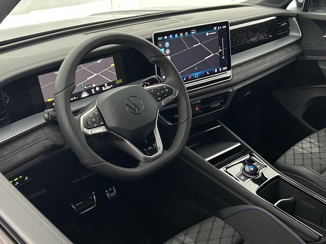 Volkswagen Tayron 1.5 272pk eHybrid R-Line Edition Trekhaak 360Camera Panoramadak Stoelverwarming Massage Navigatie