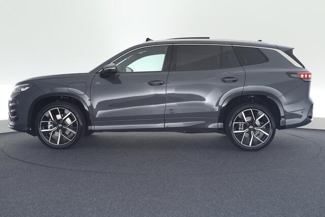 Volkswagen Tayron 1.5 272pk eHybrid R-Line Edition Trekhaak 360Camera Panoramadak Stoelverwarming Massage Navigatie