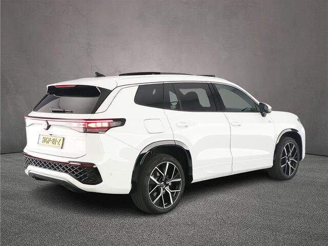 Volkswagen Tayron R-Line Edition 1.5 TSI eHybrid 204pk DSG Automaat Panoramadak, Adaptive cruise control, 360 camera, Achteruitrijcamera, LED matrix koplampen, Navigatie, Elektrische achterklep