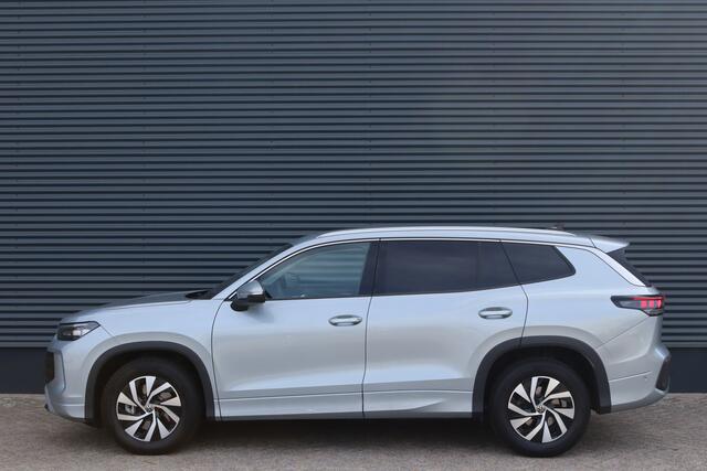 Volkswagen Tayron 1.5 eTSI DSG Edition 7p. IQ.Light/Keyless/Camera/ACC/Winterpakket/Elek. klep/Dodehoek/Trekhaak