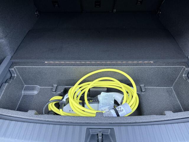 Volkswagen Tayron 1.5 eHybrid R-Line Edition 272PK l Massage l ID Light