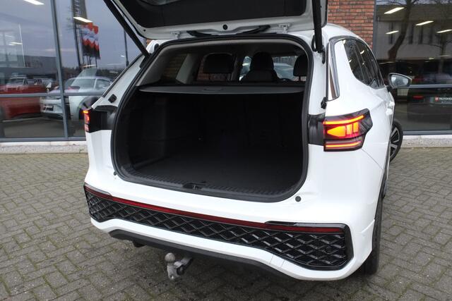 Volkswagen Tayron 1.5 eHybrid R-Line Trekhaak, Achteruitrijcamera