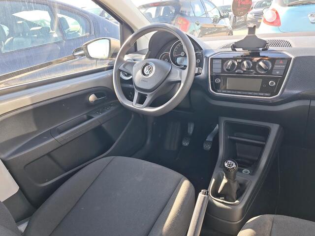 Volkswagen UP! 1.0 BMT move up Executive