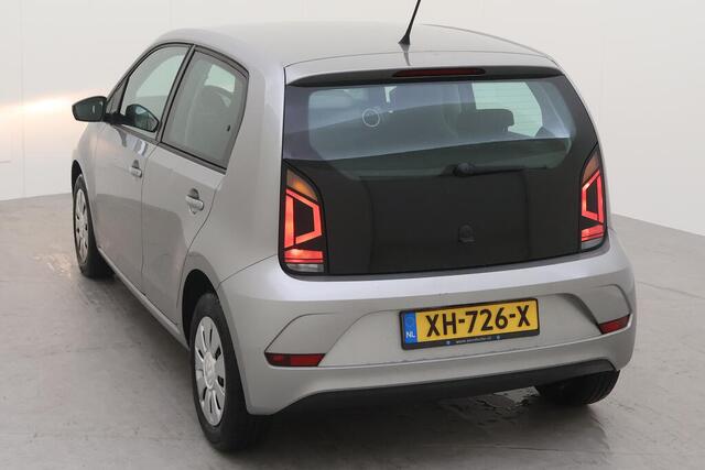 Volkswagen UP! 1.0 BMT move up Executive