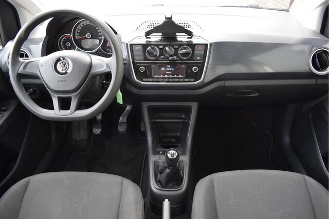 Volkswagen UP! 1.0 BMT move up! A/C, Elek. ramen, BT