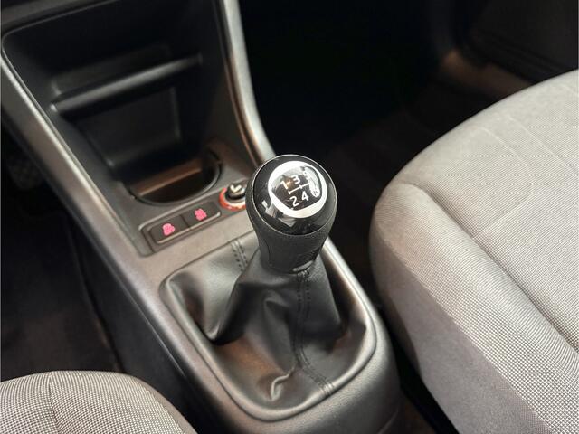 Volkswagen UP! 1.0 Cross Up! BMT / Navi / Airco / PDC