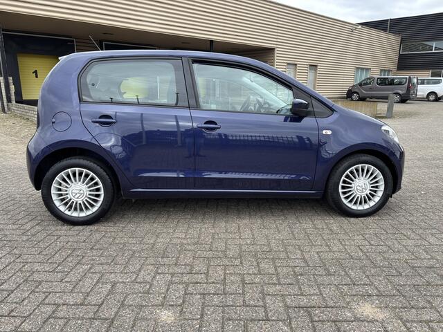 Volkswagen UP! 1.0 high up! BlueMotion [ navi,airco,audio,cruise,lmv,pdc ]