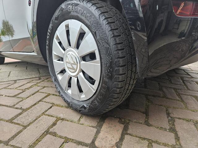 Volkswagen UP! 1.0 BMT move up!