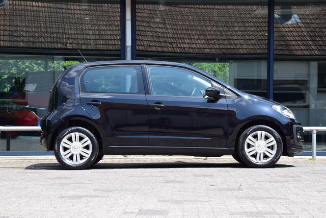 Volkswagen UP! 1.0 BMT high up! 60PK | Org. NL | BOVAG Garantie | Cruise Control | Airco | Bluetooth Telefoonverbinding | 15'' Velgen | Parkeersensoren Achter | LED Dagrijverlichting |