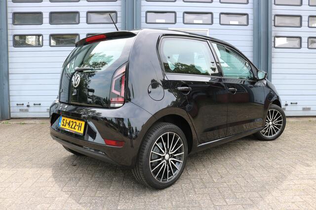 Volkswagen UP! 1.0 BMT move up Autom Airco Alu velgen Bj:2017