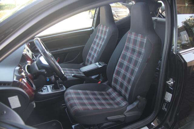 Volkswagen UP! 1.0 TSI GTI | Org. NL | Pano | Camera |