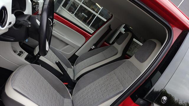 Volkswagen UP! 1.0 BMT up! Beats