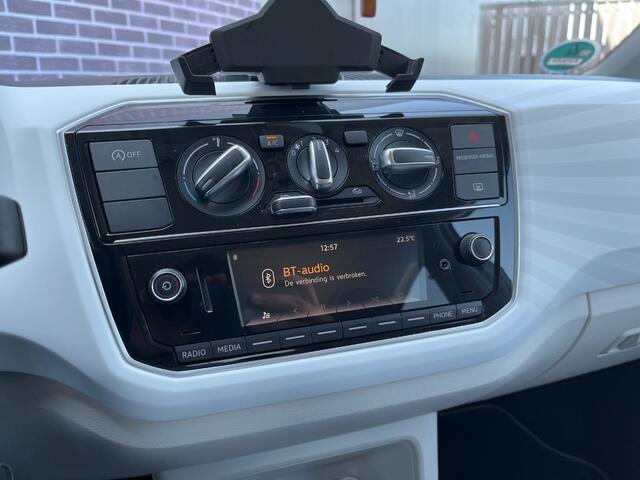 Volkswagen UP! 1.0 BMT up! beats / Bluetooth / 15'' LMV / LED Dagrijverlichting / Stuurbekrachtiging / Elektr. ramen / Airco / Radio