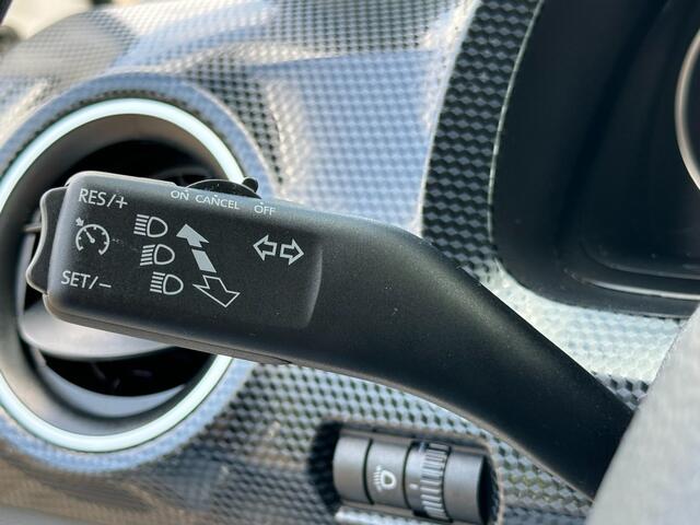 Volkswagen UP! 1.0 BMT move up! Cruise control Airco DAB+