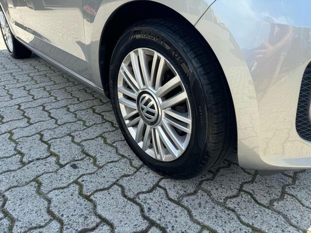 Volkswagen UP! 1.0 move up! BlueMotion navi, airco, 5 deurs