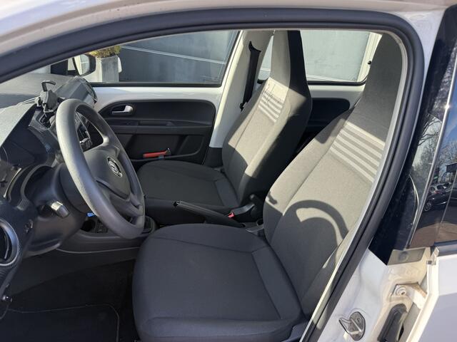 Volkswagen UP! 1.0 BMT move up! 5drs 96.000 KM Pdc,Radio/cd,Airco,Electr ramen 1e eigenaar !!