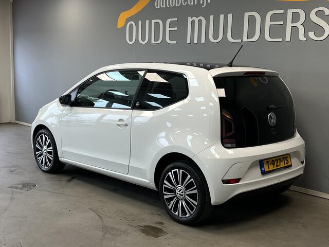 Volkswagen UP! 1.0 BMT SOUND Parkeersensoren/Stoelverwarming/LMV