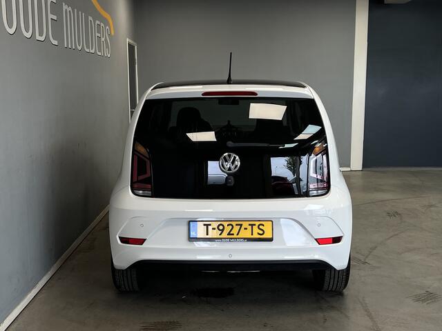 Volkswagen UP! 1.0 BMT SOUND Parkeersensoren/Stoelverwarming/LMV