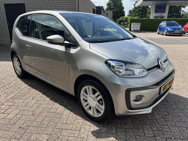 Volkswagen UP! 1.0 BMT Take Up! 22.249 km