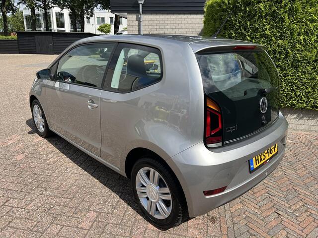 Volkswagen UP! 1.0 BMT Take Up! 22.249 km
