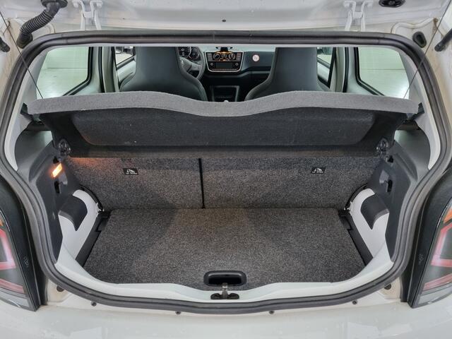 Volkswagen UP! 1.0 | Unieke km's | Airco | Bluetooth |*