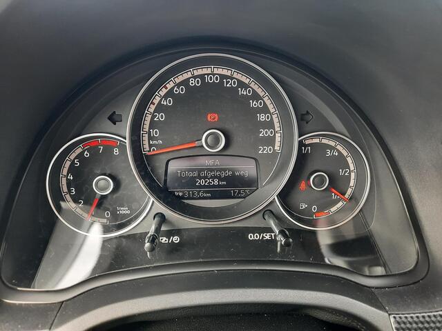 Volkswagen UP! 1.0 Airco | Smartphone integratie | Lane Assist | DAB |