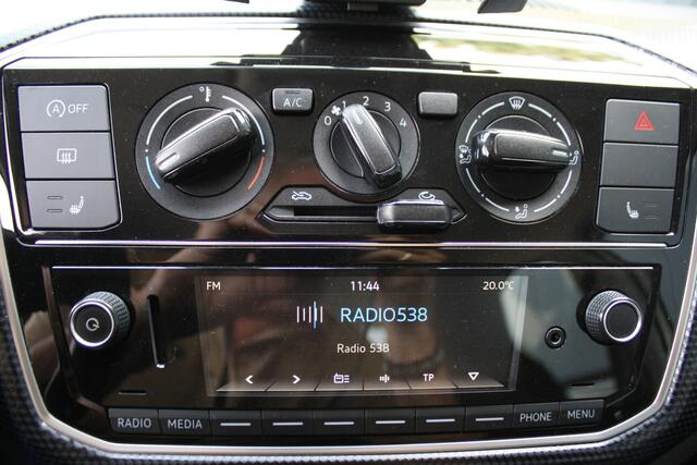 Volkswagen UP! 1.0 BMT high up! AUTOMAAT - AIRCO - 5-DEURS