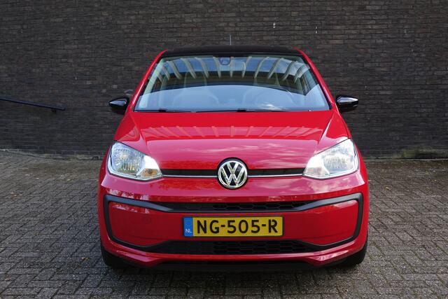 Volkswagen UP! 1.0 BMT up! beats, panoramadak, airco, PDC, Cruise control, Camera All season banden