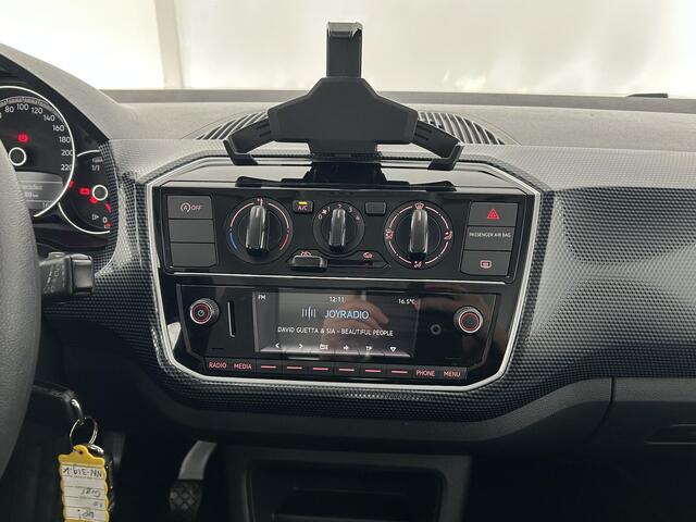 Volkswagen UP! 1.0 BMT 60pk move up! DAB Airco Maps&More