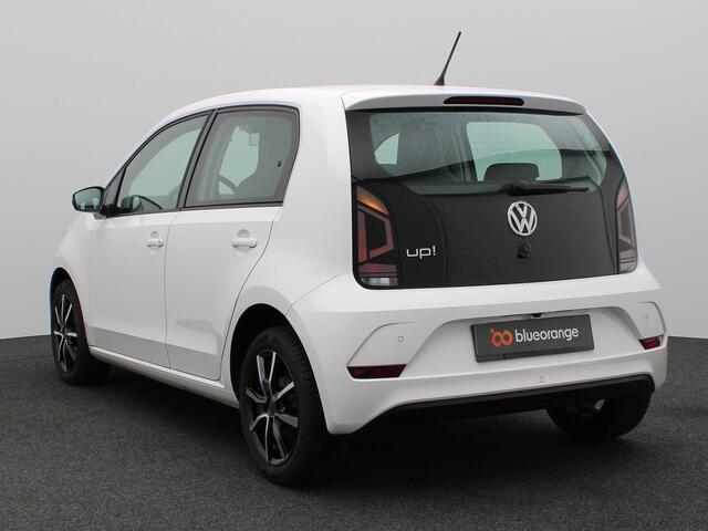 Volkswagen UP! 1.0 BMT move up! 60PK Achteruitrijcamera, Airco, Cruise Controle, DAB+, Parkeersensoren Achter, Multifunctioneel Stuurwiel, In hoogte verstelbare stoelen, 15" LM Velgen