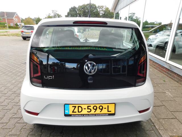 Volkswagen UP! 1.0 MPI 60PK MOVE UP! All-in Prijs! 1 jaar garanti