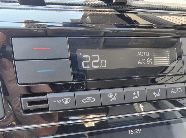 Volkswagen UP! 1.0 60pk BMT move up! Cruise Control Stoelverwarming Climate Control